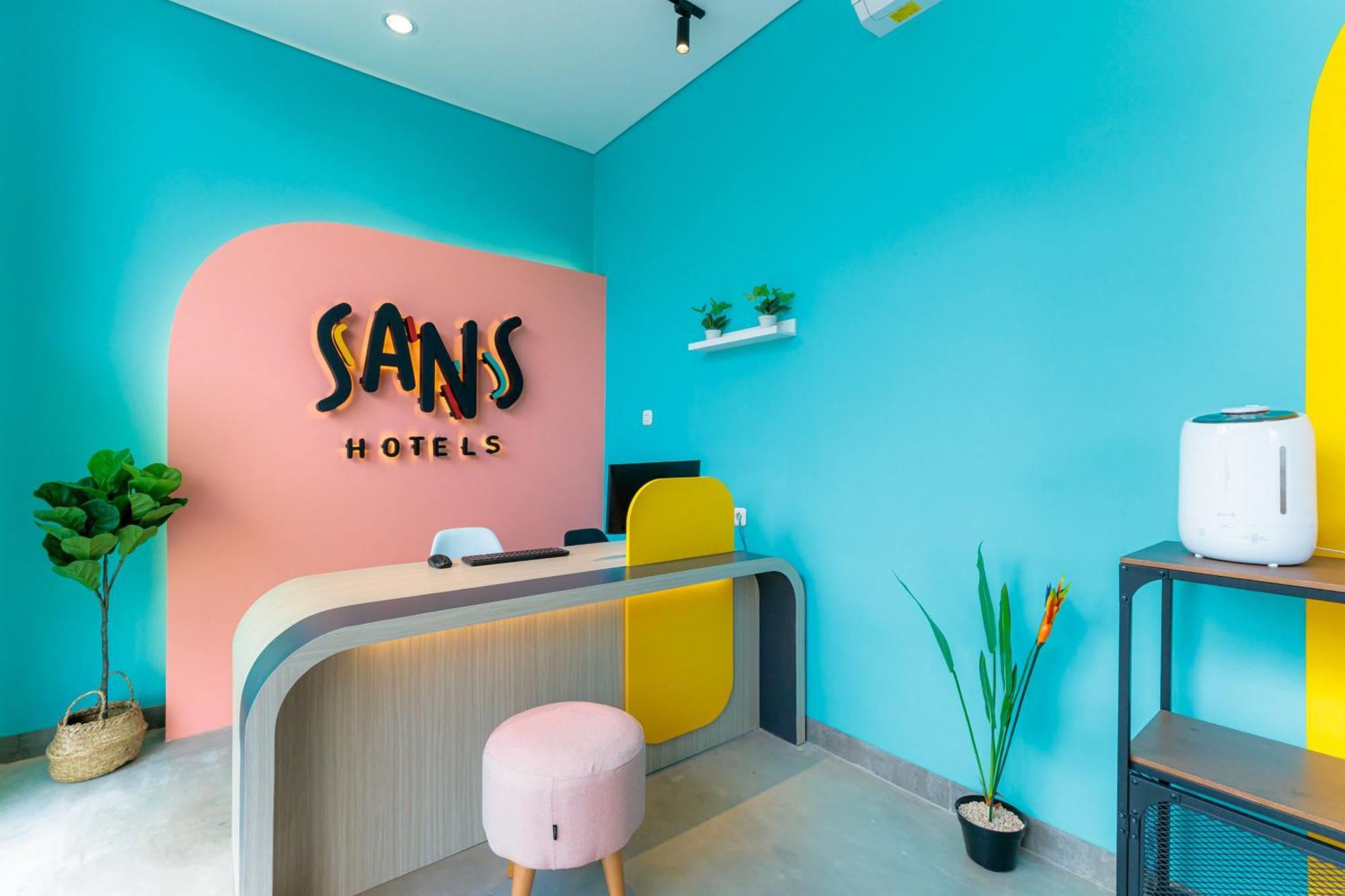 Sans Hotel Kelapa Gading Jakarta Eksteriør billede